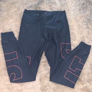 Nike One Legend Legging